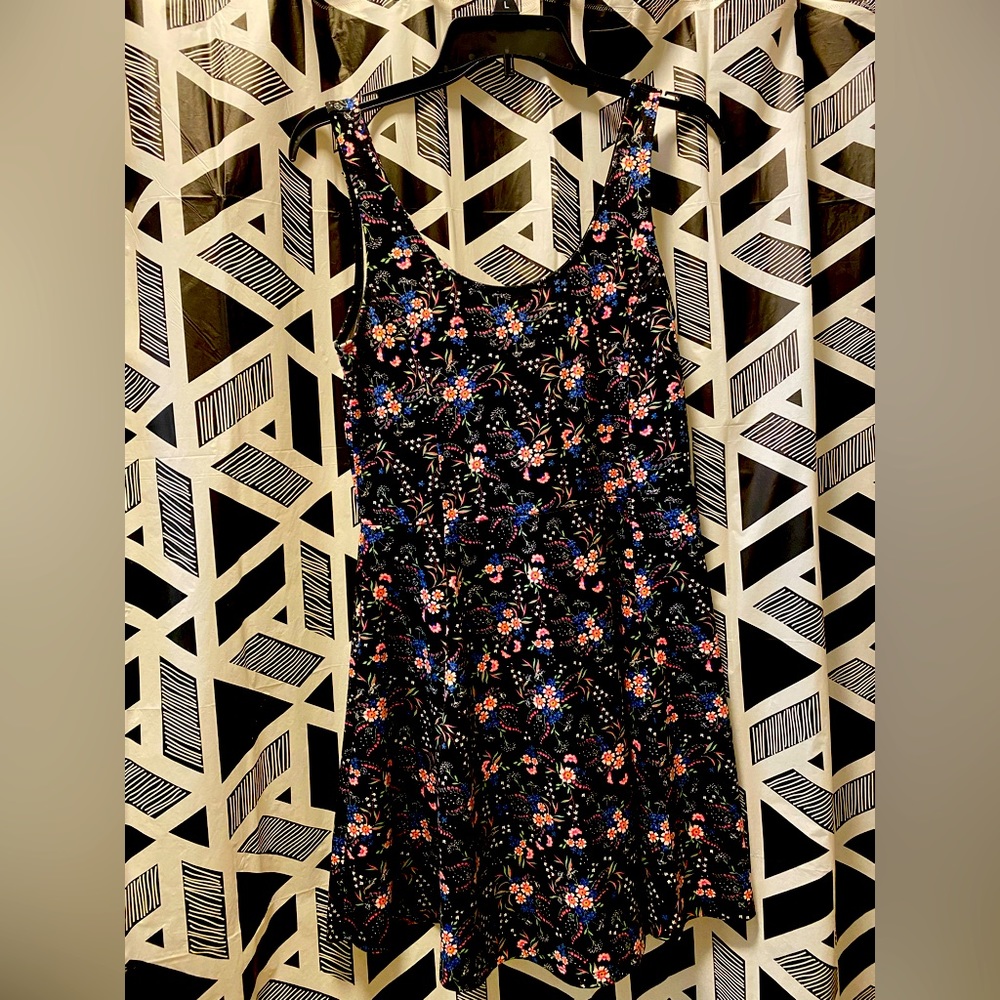 H&M floral skater dress size L